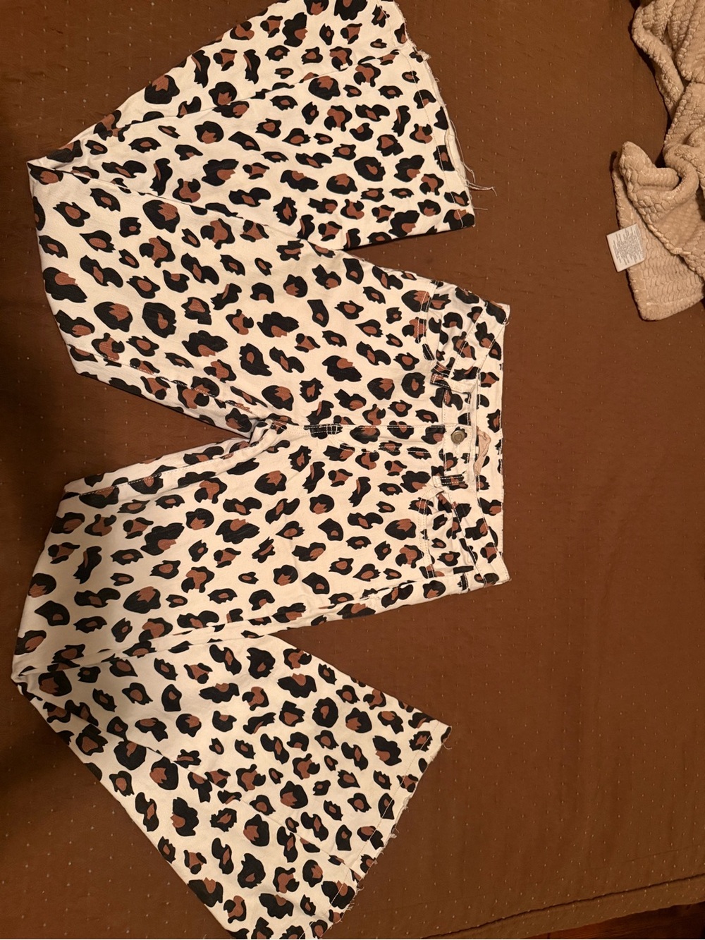 Leopard Print Wide-Leg Jeans
